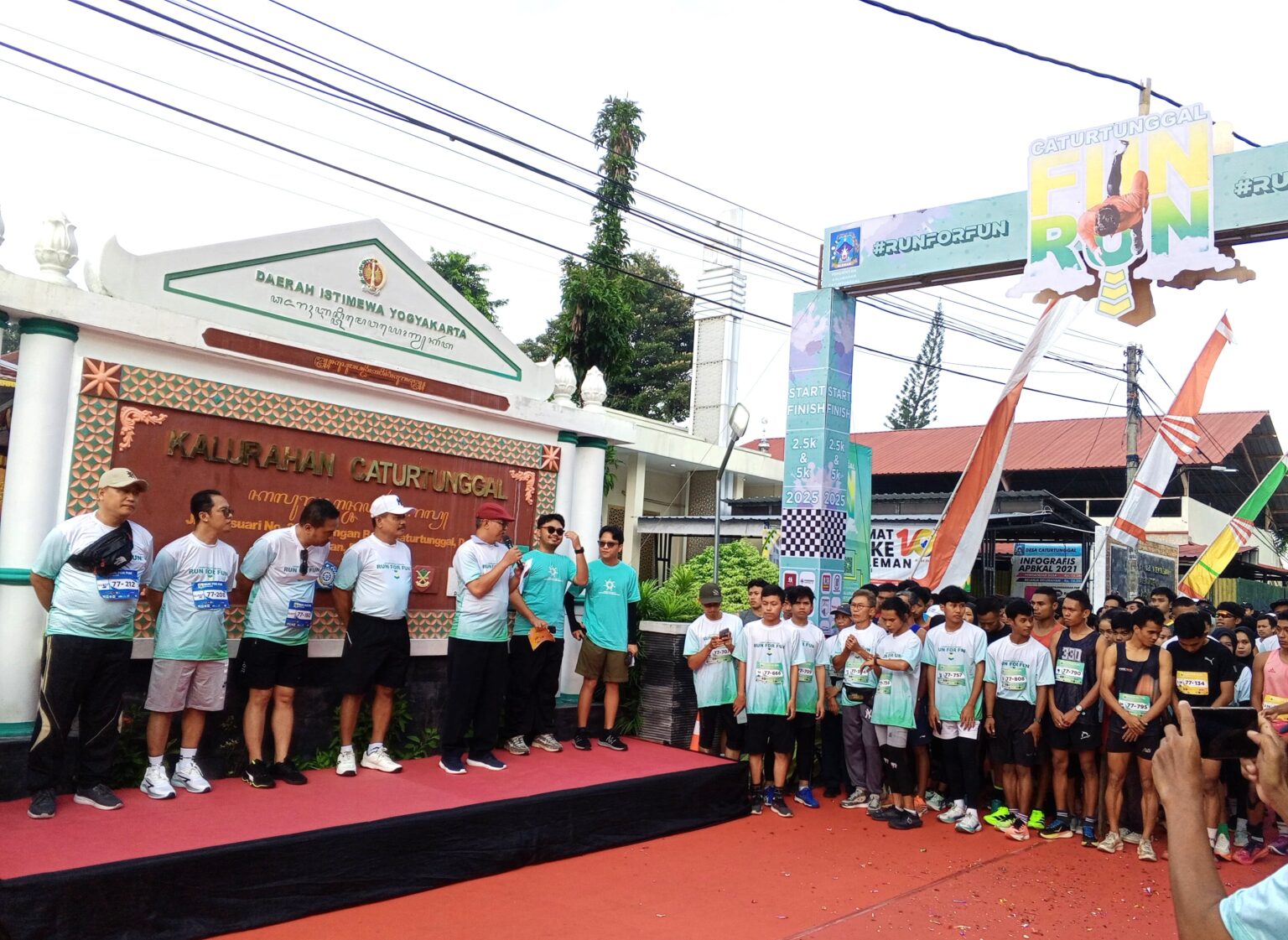 Fun Run Warnai Puncak Hari Jadi Ke 77 Kalurahan Caturtunggal